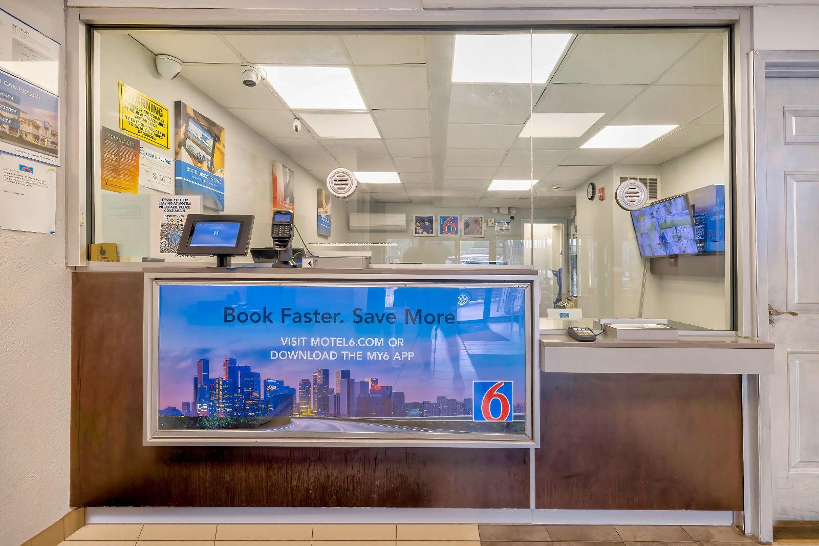 Motel 6 Chicago West Villa Park