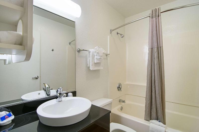 Motel 6 Chicago West Villa Park