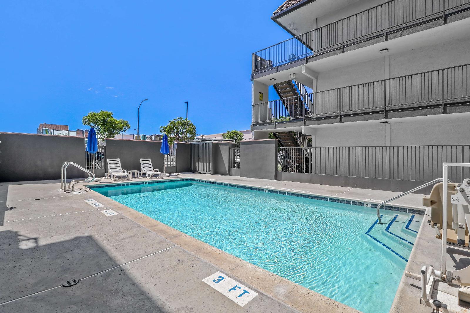 Motel 6 Escondido