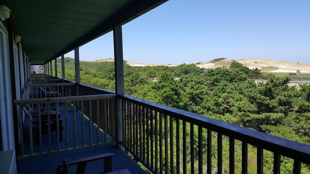 Blue Sea Motor Inn