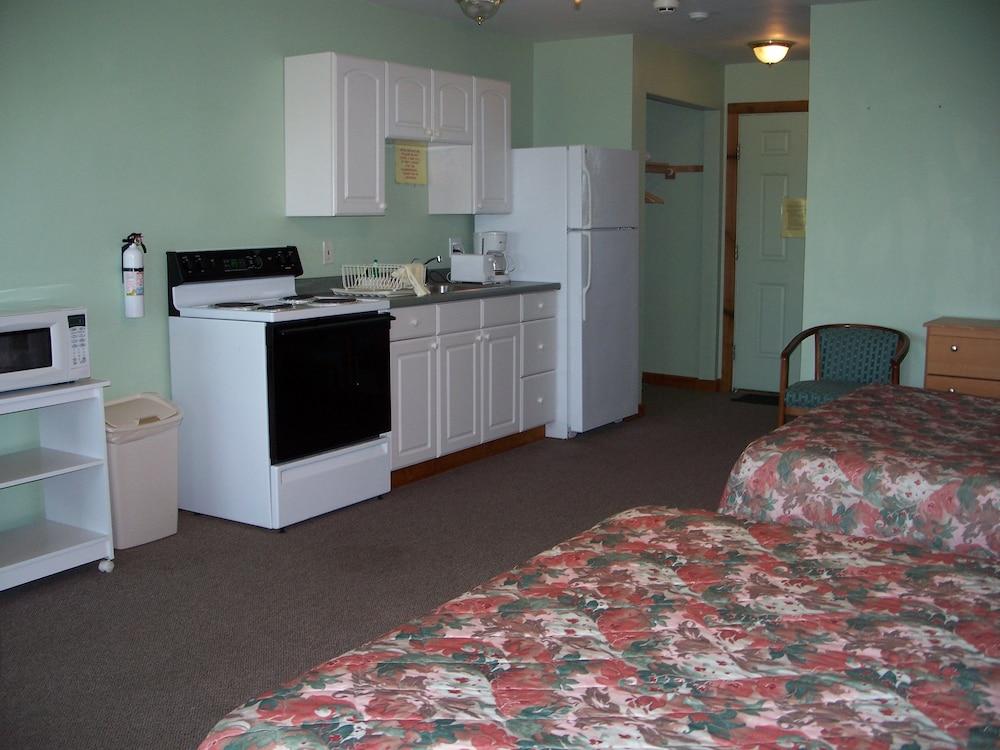 Blue Sea Motor Inn