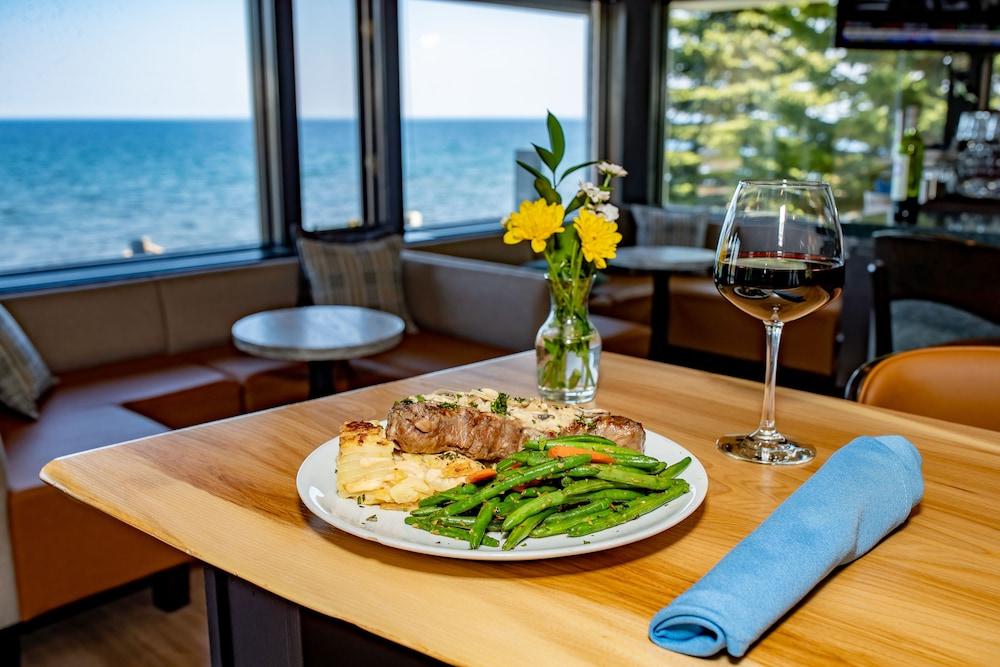 Bluefin Bay on Lake Superior