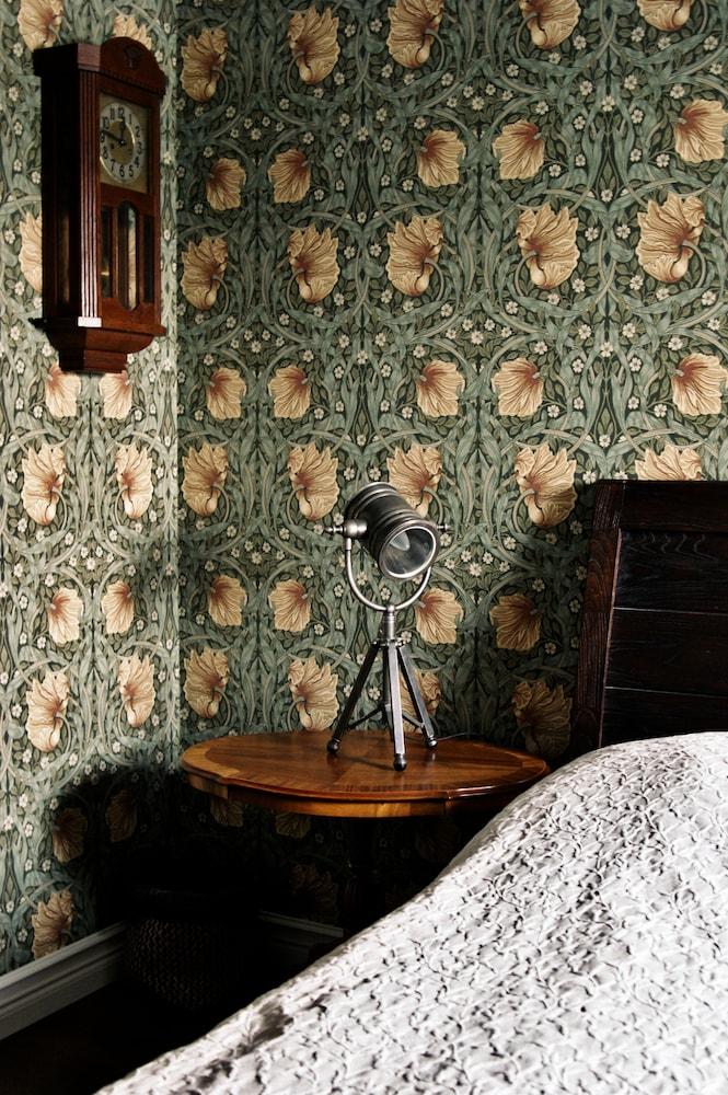 Okéns B&B