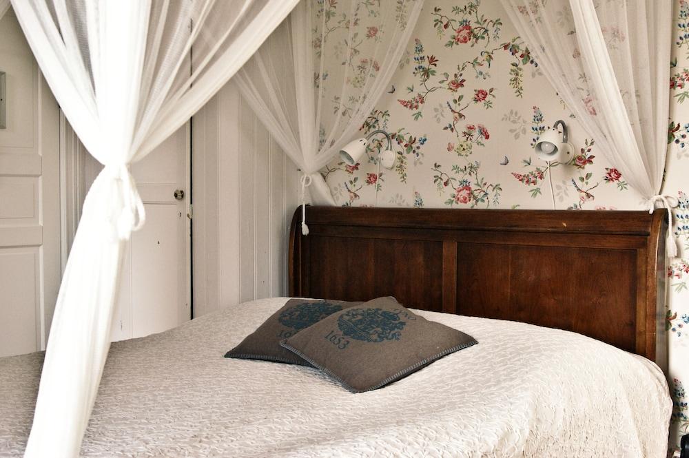 Okéns B&B