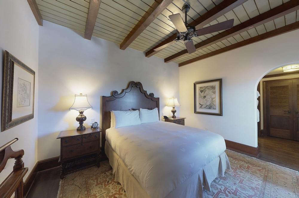 The Cloister at Sea Island