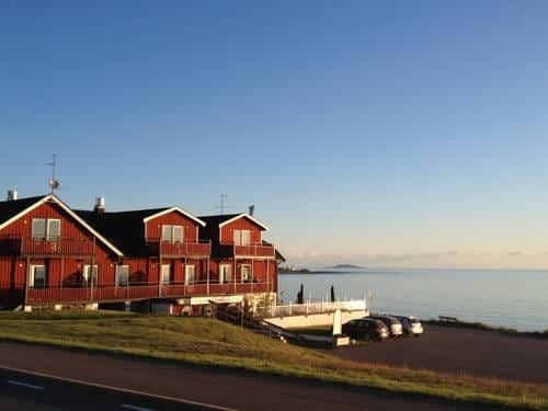 Byxelkroks Marina Sea Resort