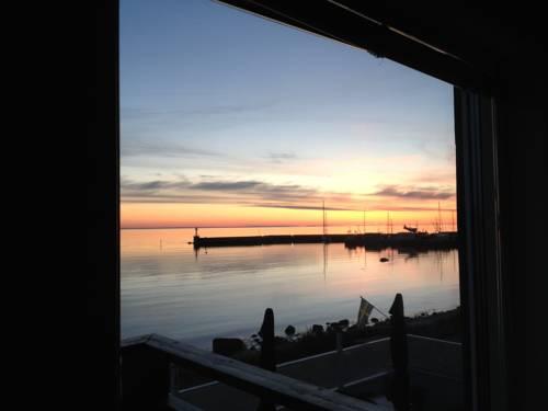 Byxelkroks Marina Sea Resort