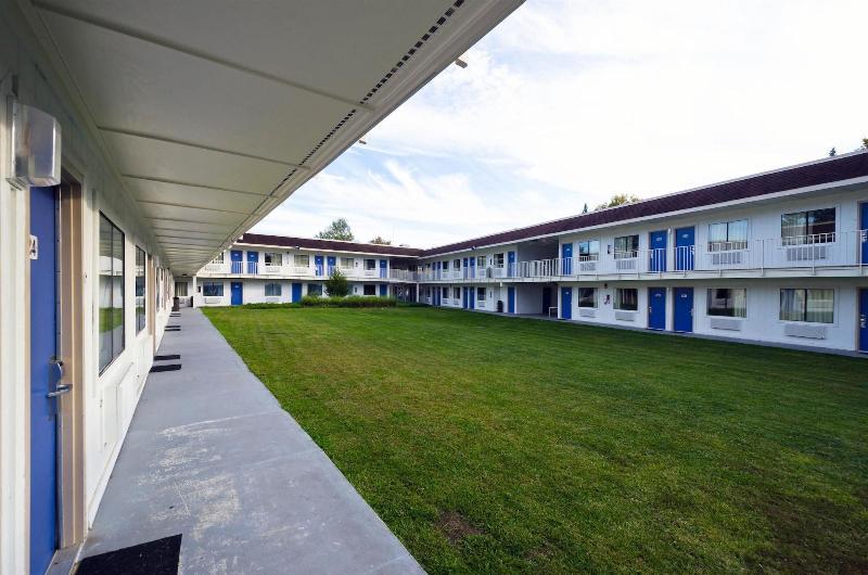 Motel 6 Washington DC Southeast - Camp Springs