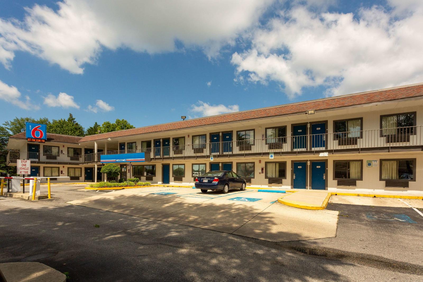 Motel 6 Washington DC Southeast - Camp Springs