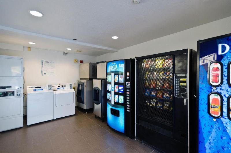 Motel 6 Washington DC Southeast - Camp Springs