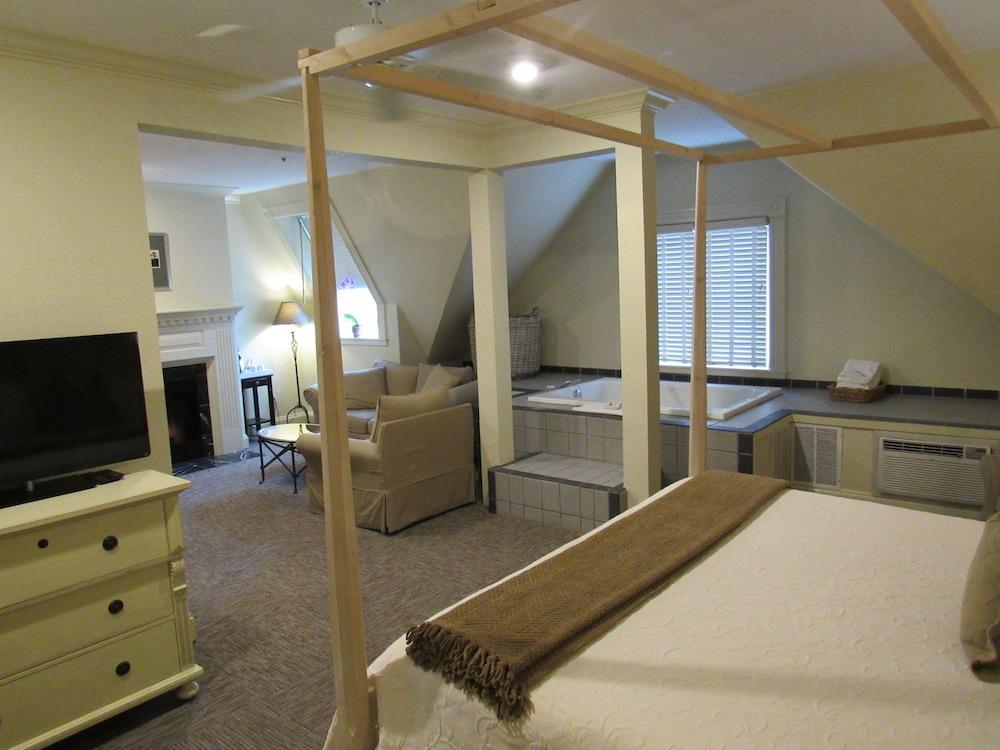 Carter House Inns