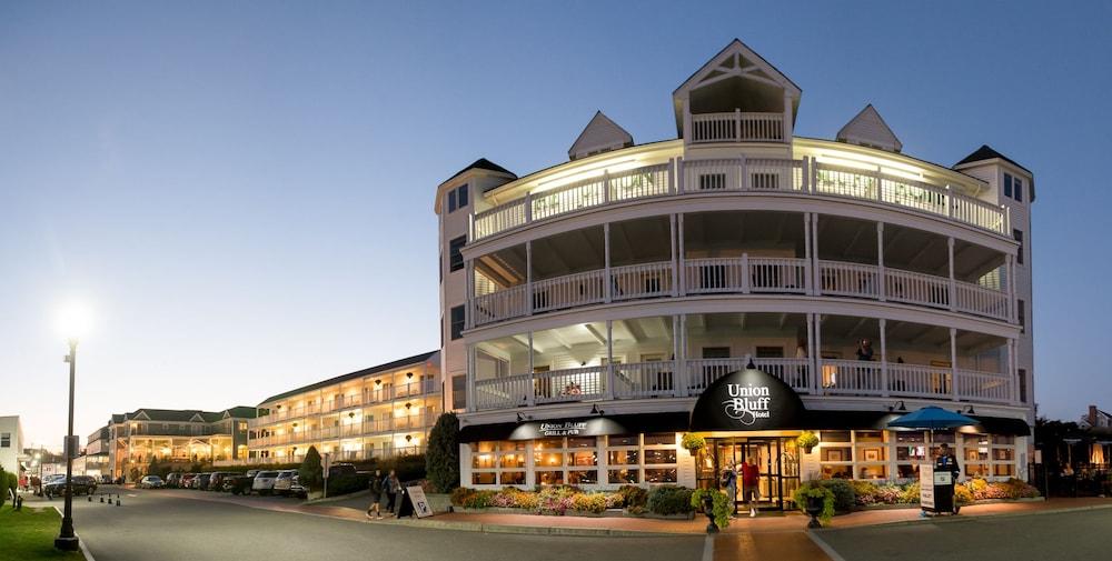 Union Bluff Hotel