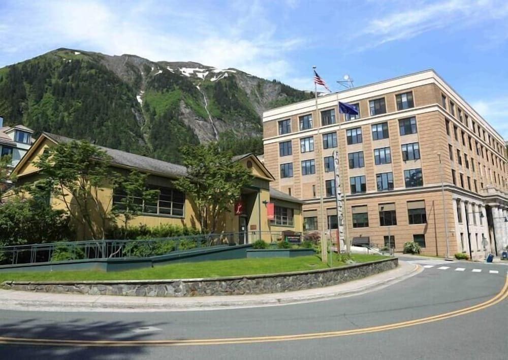 Silverbow Inn