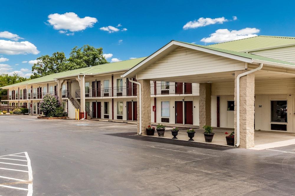 Red Roof Inn Monteagle
