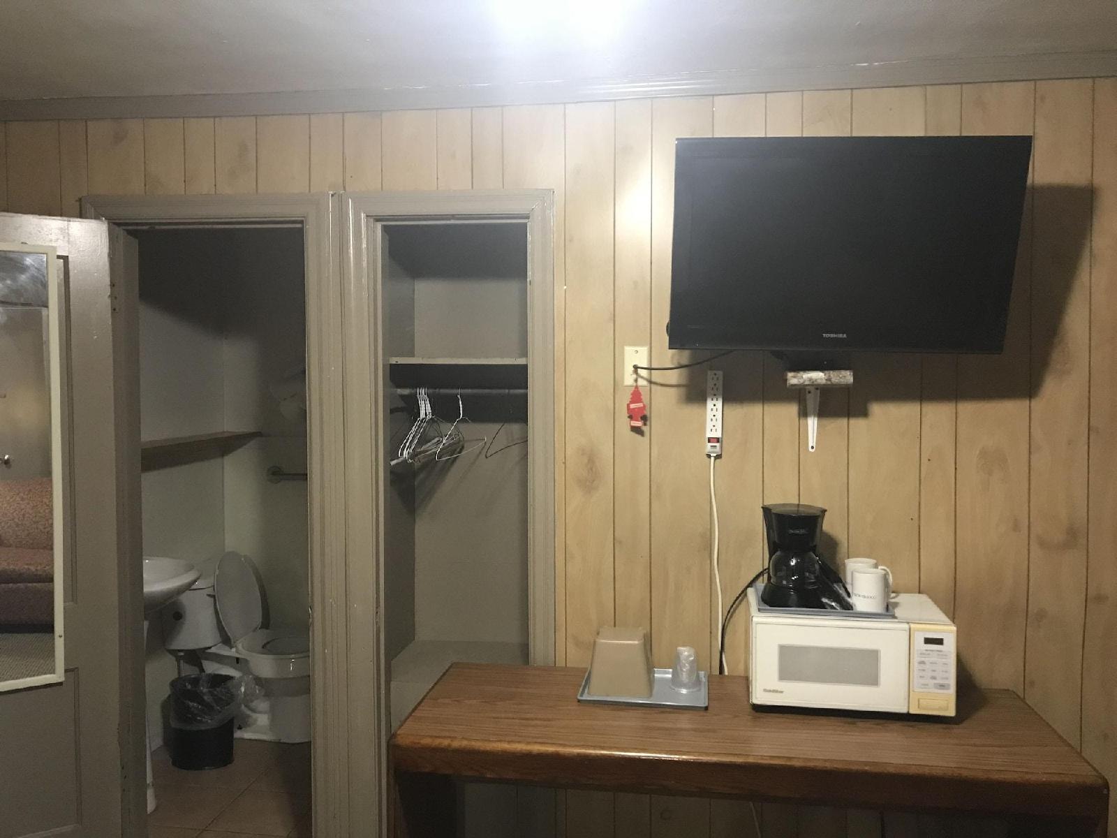 Cooper Motel