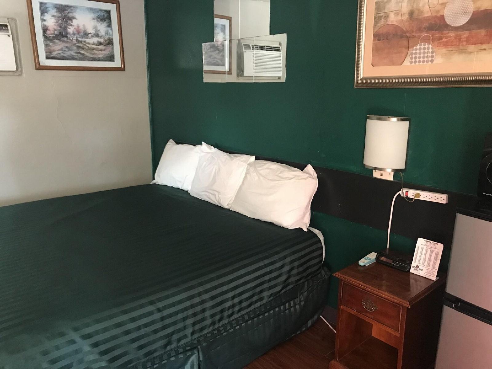 Cooper Motel