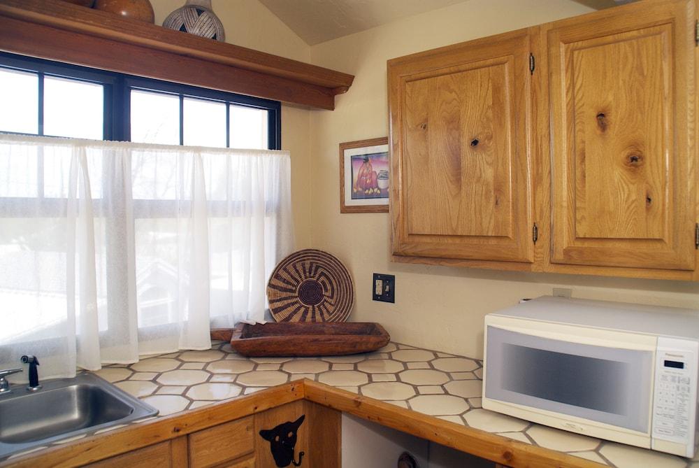 Tubac Country Inn