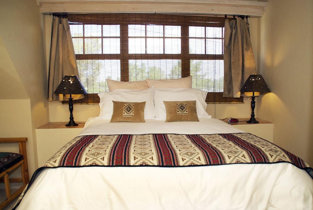 Tubac Country Inn