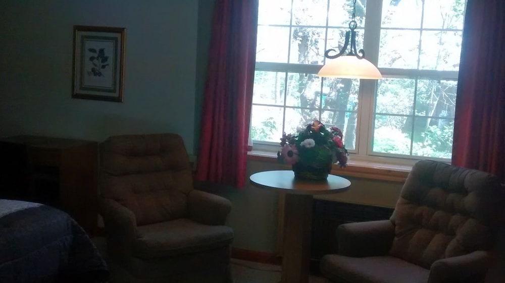 Five Star Inn