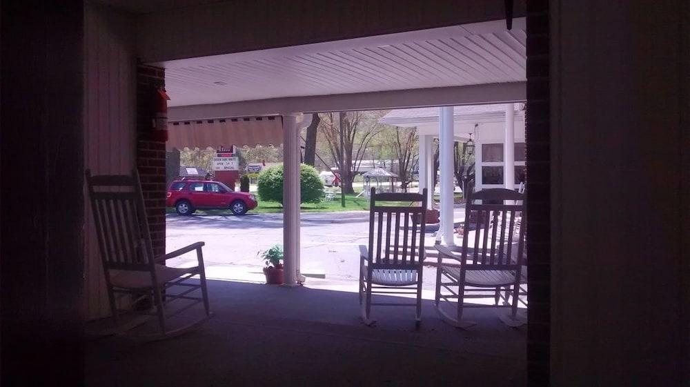 Five Star Inn