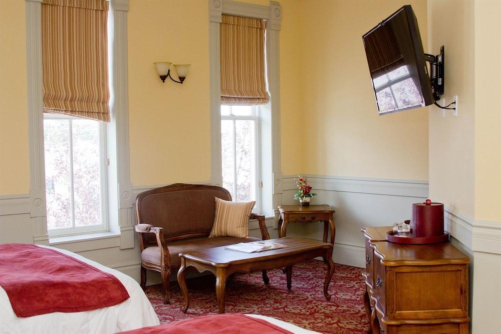 The Windsor Hotel
