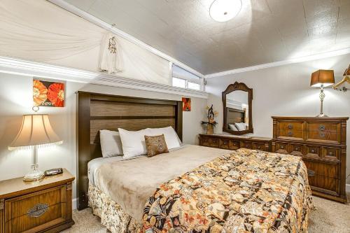Beachwood Condos & Resort