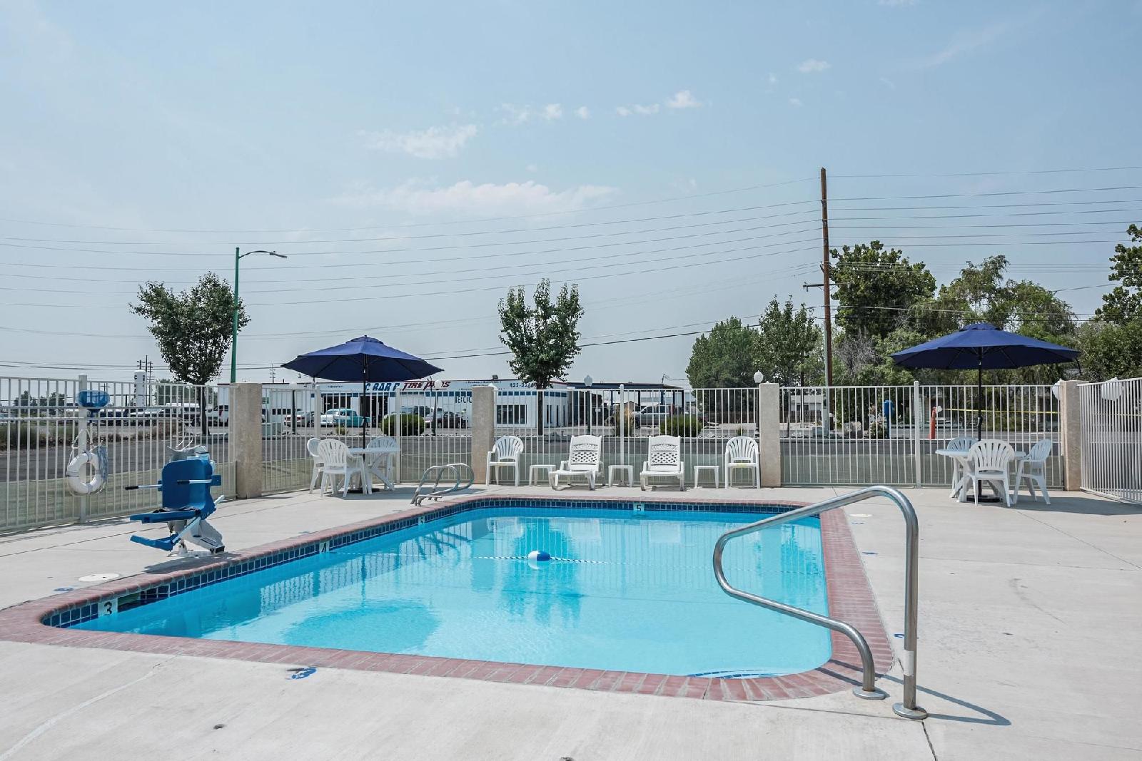 Motel 6 Fallon