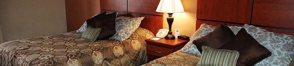Elephant Butte Inn & Spa