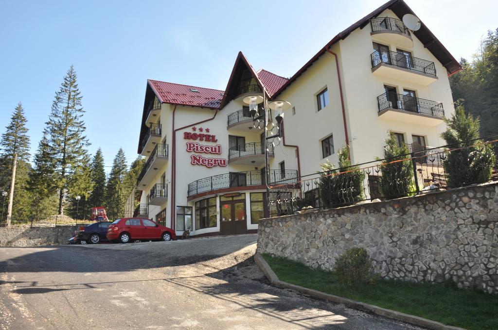 Hotel Piscul Negru