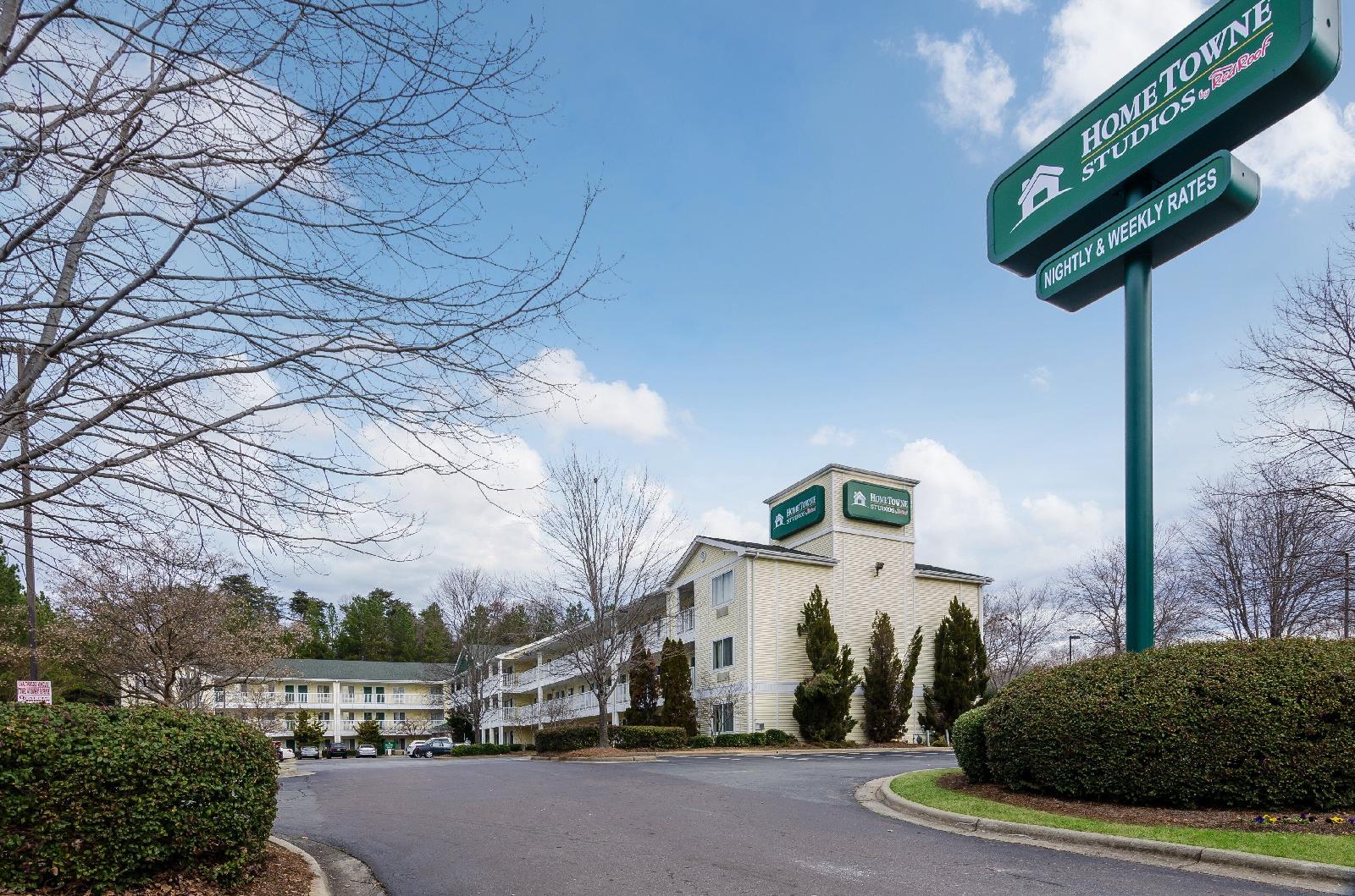 HomeTowne Studios Winston-Salem - University Pkwy