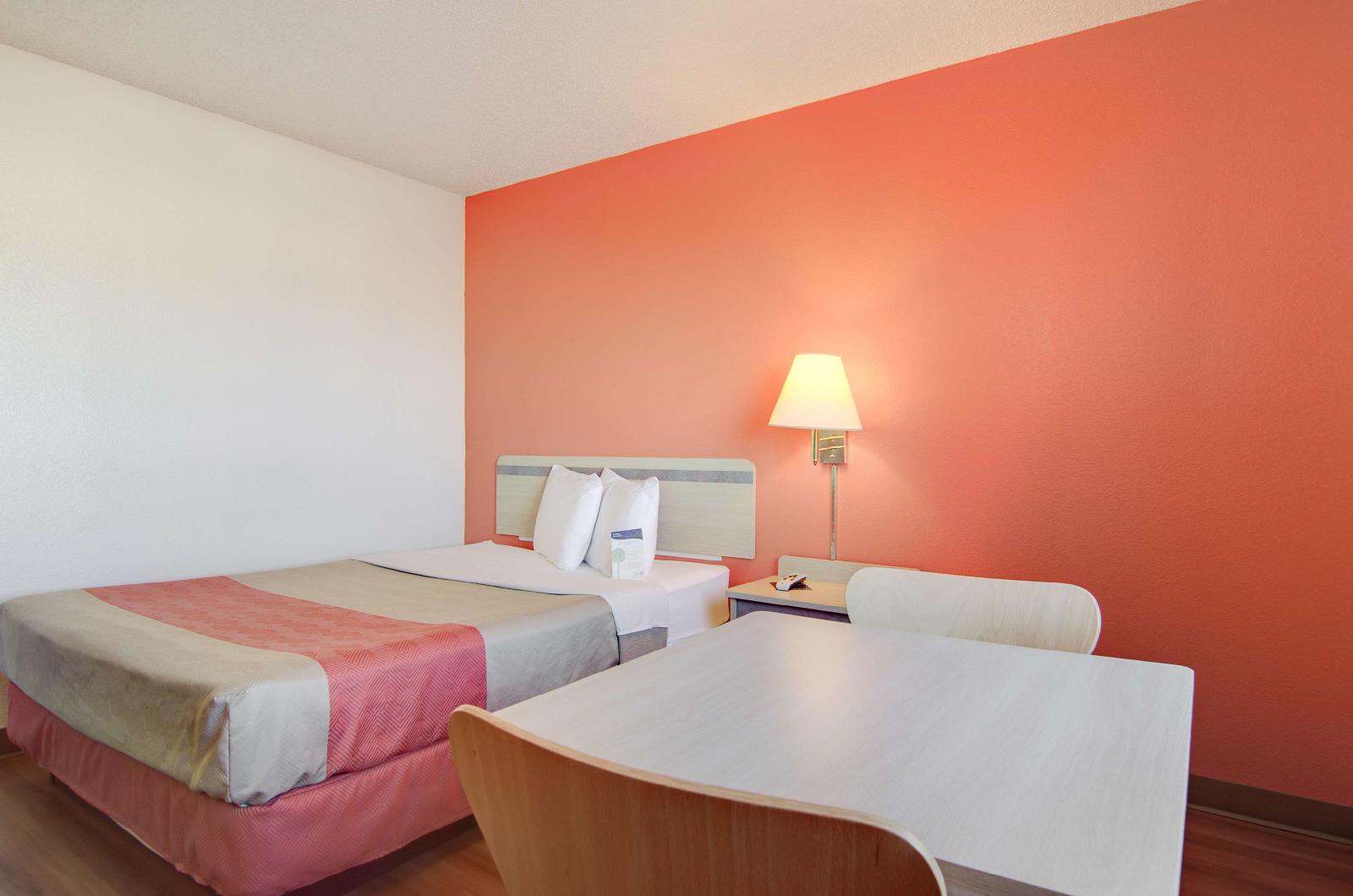 Motel 6 Colby