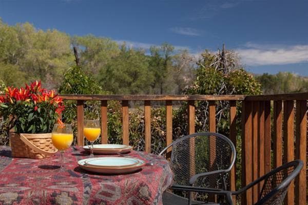 Casa Escondida Bed & Breakfast