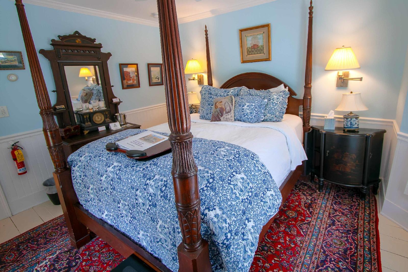Phineas Swann Bed & Breakfast Country Inn