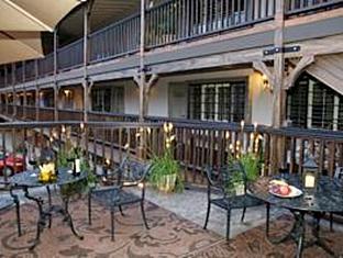 Coachman's Inn