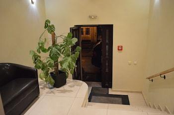 Grandville Apartments