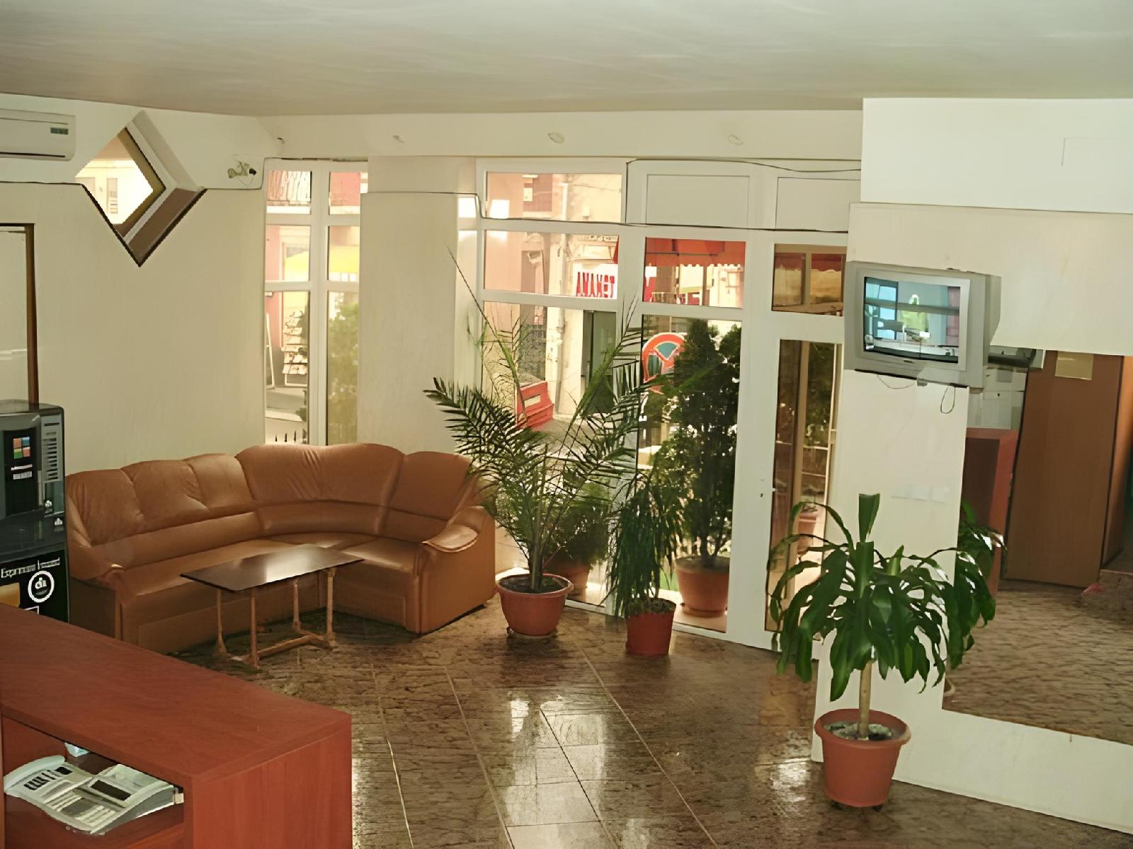 Hotel Uranus