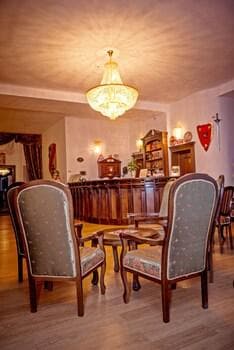 Hotel Emire