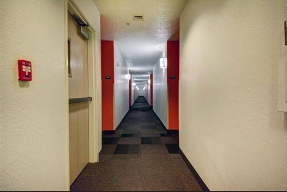 Motel 6 Denison