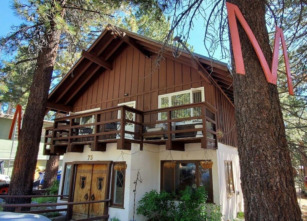The M Inn Mammoth