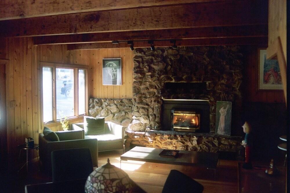 The M Inn Mammoth