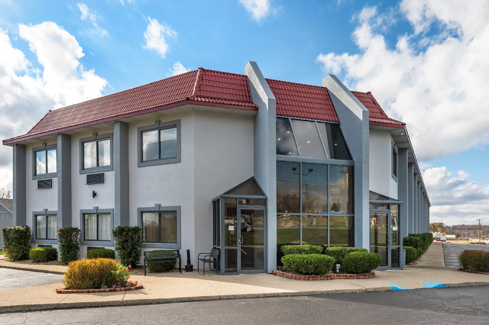Motel 6 Cloverdale