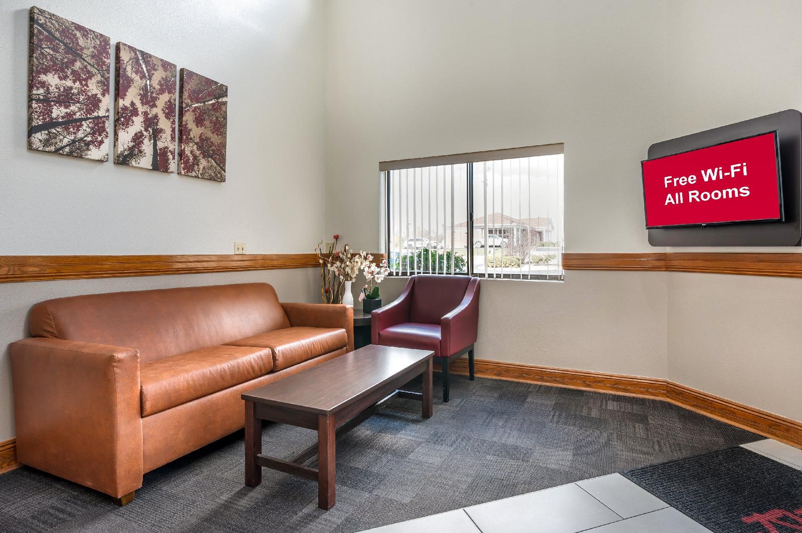 Motel 6 Cloverdale