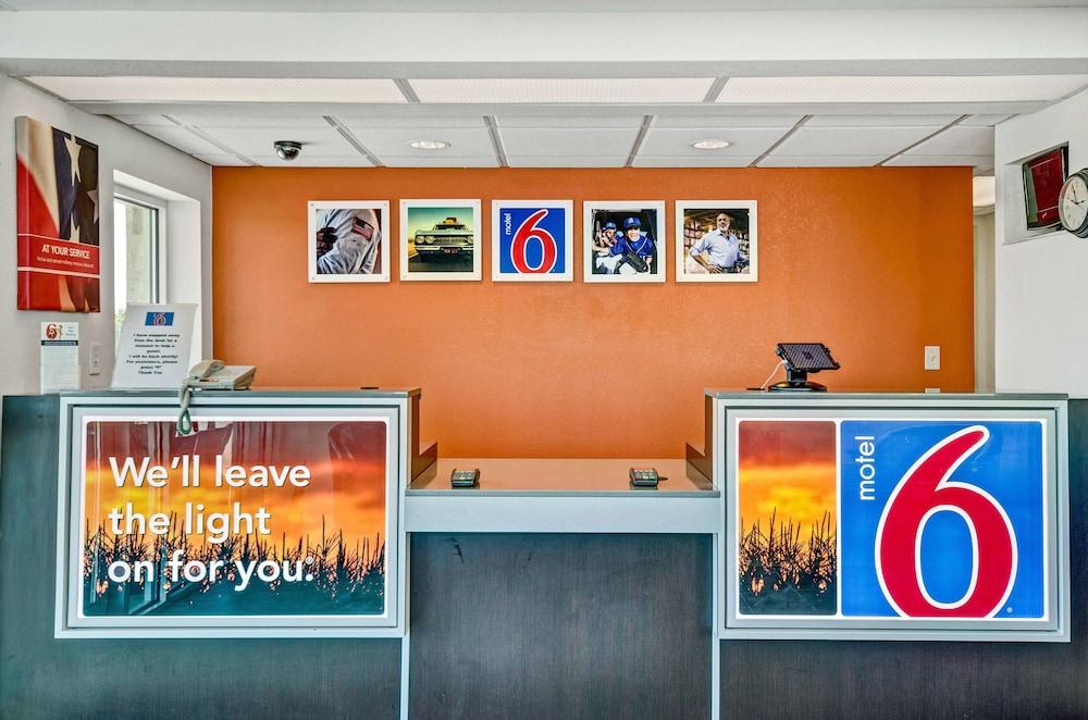Motel 6 Big Springs