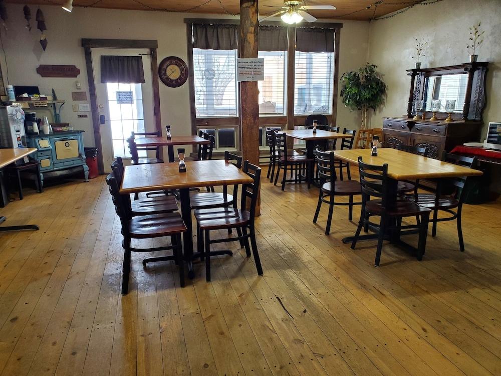 The Grist Mill Inn
