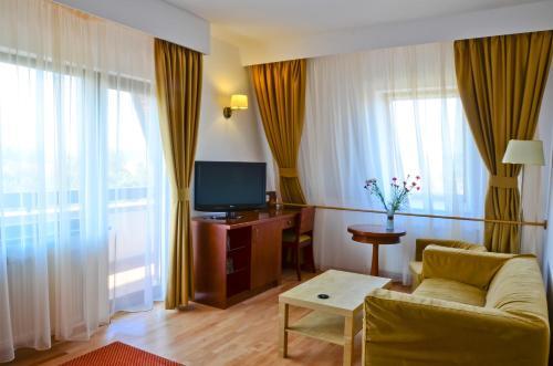 Hotel Miraj