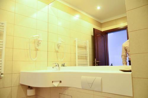 Hotel Miraj