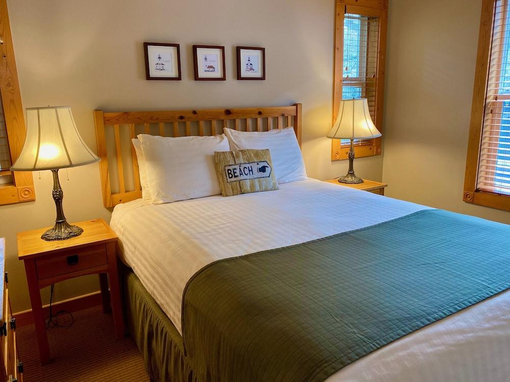 Lighthouse Inn