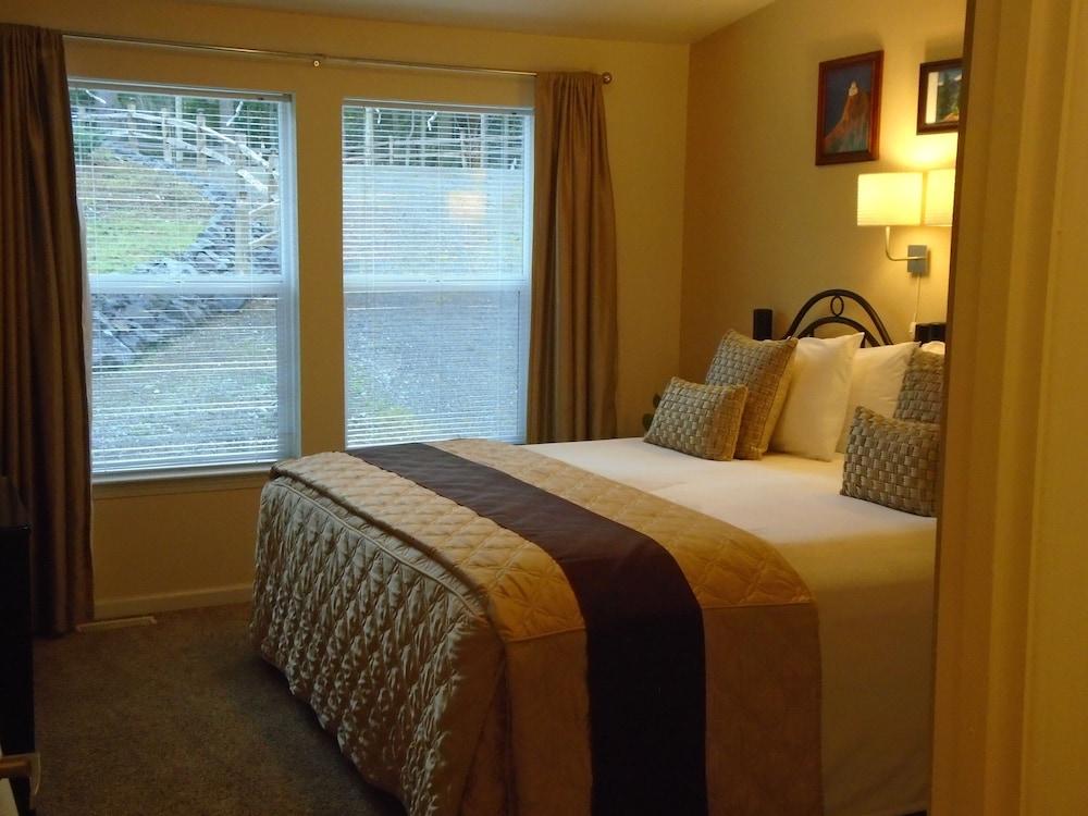 Amber Lights Bed & Breakfast