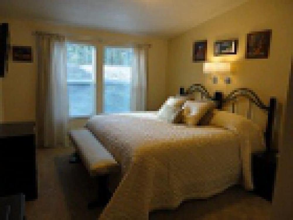 Amber Lights Bed & Breakfast