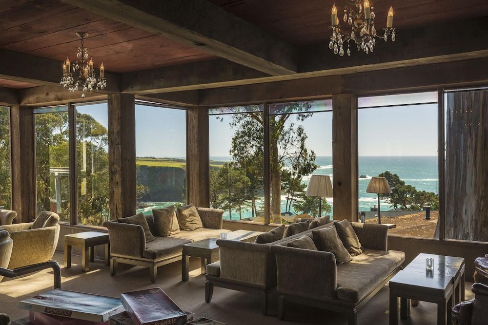 The Heritage House Resort
